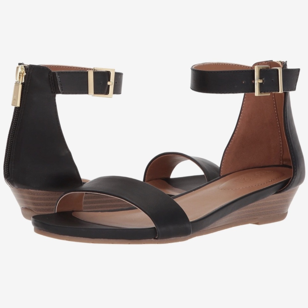 Kenneth Cole Reaction Sandals